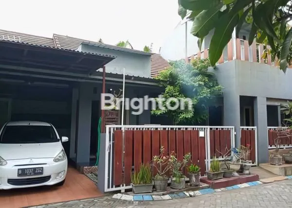 image DI JUAL RUMAH COZY DAN NYAMAN DI SARIROGO SIDOARJO KOTA (1)
