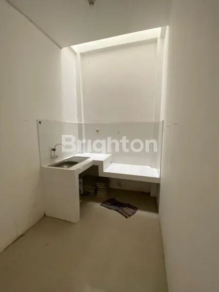 image RUMAH MINIMALIS KUTISARI SIAP HUNI COCOK KOS DEKAT UK PETRA (4)