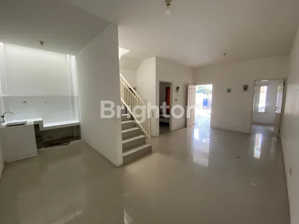 image RUMAH MINIMALIS KUTISARI SIAP HUNI COCOK KOS DEKAT UK PETRA (7)