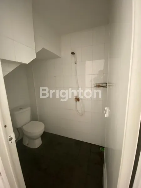 image RUMAH MINIMALIS KUTISARI SIAP HUNI COCOK KOS DEKAT UK PETRA (8)