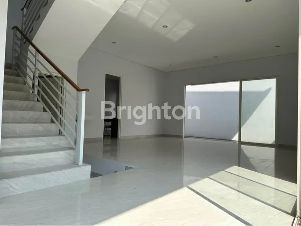 image RUMAH HOOK KERTAJAYA INDAH SIAP HUNI STRATEGIS DEKAT GALAXY MALL (3)