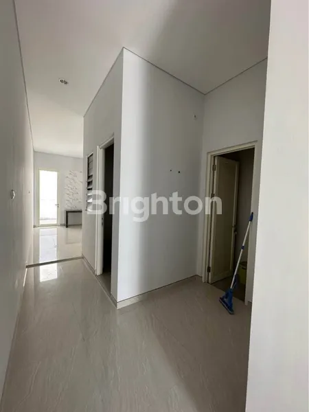 image RUMAH HOOK KERTAJAYA INDAH SIAP HUNI STRATEGIS DEKAT GALAXY MALL (8)