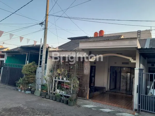 image RUMAH SIAP HUNI 10 MENIT DARI BANDARA ABD SALEH (1)