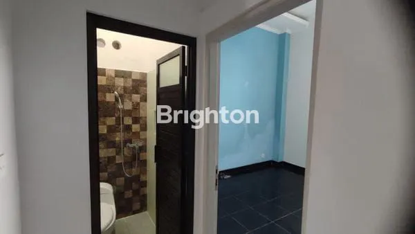 image RUMAH MINIMALIS 2 LANTAI DI RENON, LT 215M² (2)