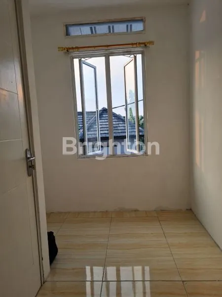 image DIJUAL RUMAH GREEN OSCAR RESIDENCE PAMULANG (6)
