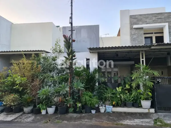 image RUMAH TERAWAT PONDOK NIRWANA SELANGKAH MERR, DEKAT PERKANTORAN DAN PUSAT KULINER, SANGAT STRATEGIS  (1)