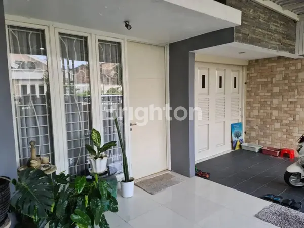 image RUMAH TERAWAT PONDOK NIRWANA SELANGKAH MERR, DEKAT PERKANTORAN DAN PUSAT KULINER, SANGAT STRATEGIS  (3)