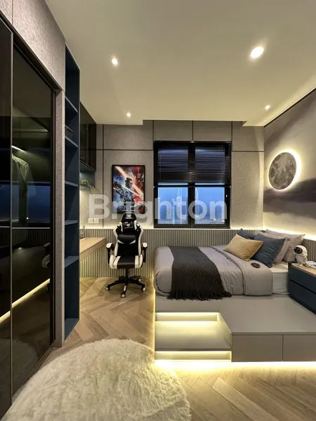 image RUMAH MEWAH 3 LANTAI DI SAWANGAN, LT 144M² (2)