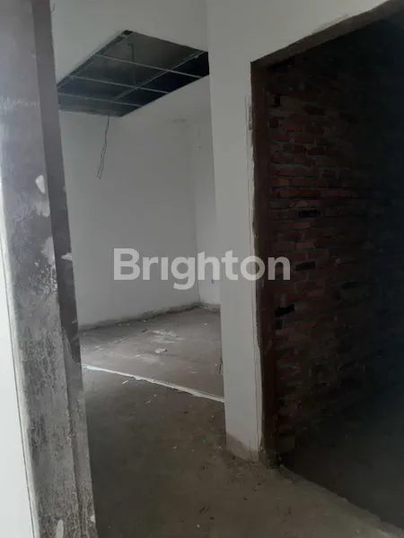 image RUMAH  LUAS 2 KAPLING JADI 1  JUAL MURAH DIMERCY (8)