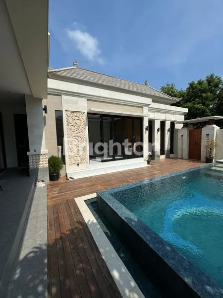 image VILLA DENGAN 4 KAMAR FULL FURNISHED DI PEGENDING DEKAT CANGGU (1)