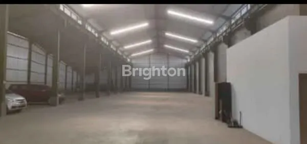 image GUDANG STRATEGIS DI GEDANGAN, LT/LB 1380M² (2)