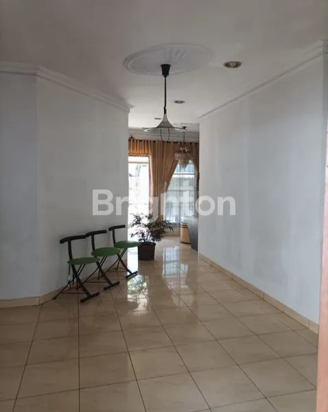 image RUMAH NUANSA KLASIK BUKIT CIMANGGU CITY (4)