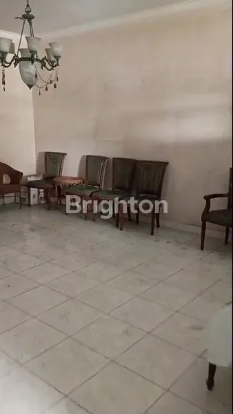 image RUMAH MEWAH LT 250M², HARGA TANAH SAJA (3)