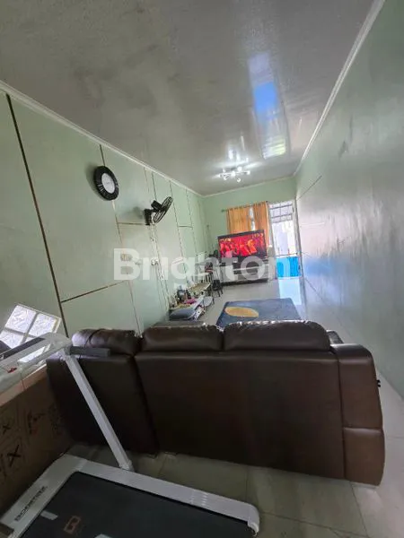 image DIJUAL RUMAH 3 LANTAI KAVLING POLRI JAKBAR JELAMBAR – SHM, AKSES JALAN LEBAR (3)
