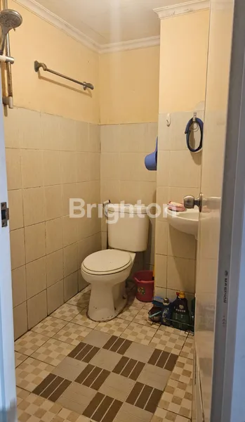 image PUNCAK KERTAJAYA 2BR LANTAI RENDAH VIEW POOL FULL FURNITURE DEKAT ITS (6)