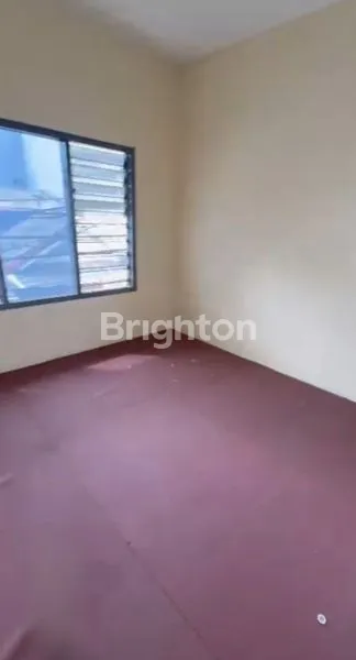 image RUMAH PADEMANGAN 2 LANTAI SIAP HUNI & USAHA  JAKARTA UTARA (5)