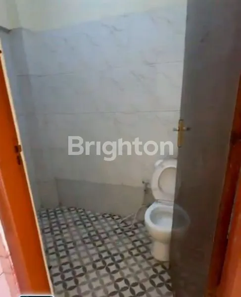 image RUMAH PADEMANGAN 2 LANTAI SIAP HUNI & USAHA  JAKARTA UTARA (3)