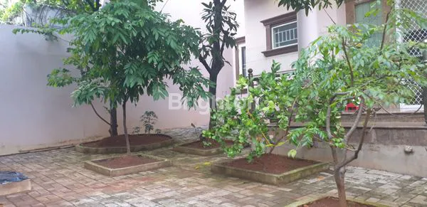 image DIJUAL RUMAH 2 LANTAI\NPURI INDAH (7)