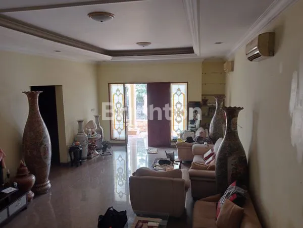 image RUMAH MEWAH LT 204 LB 370 DI KAYURINGIN BEKASI (5)