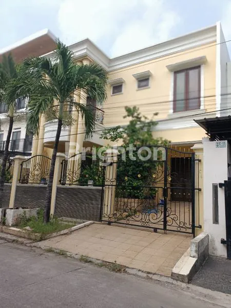 image RUMAH MEWAH LT 204 LB 370 DI KAYURINGIN BEKASI (1)
