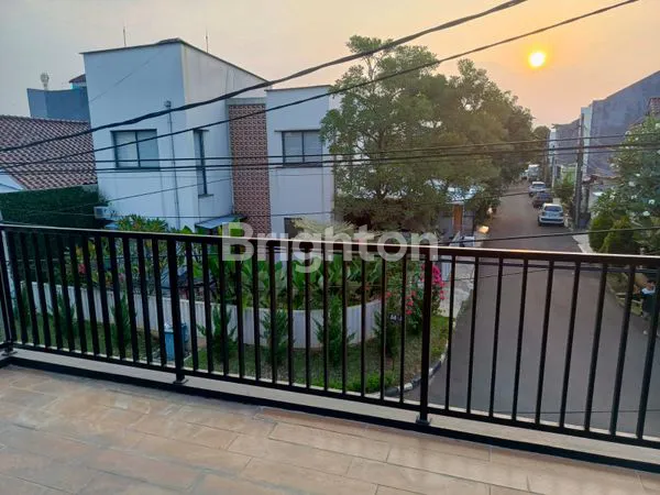 image RUMAH RAPI SIAP HUNI DI REGENCY MELATI MAS  BSD CITY (3)