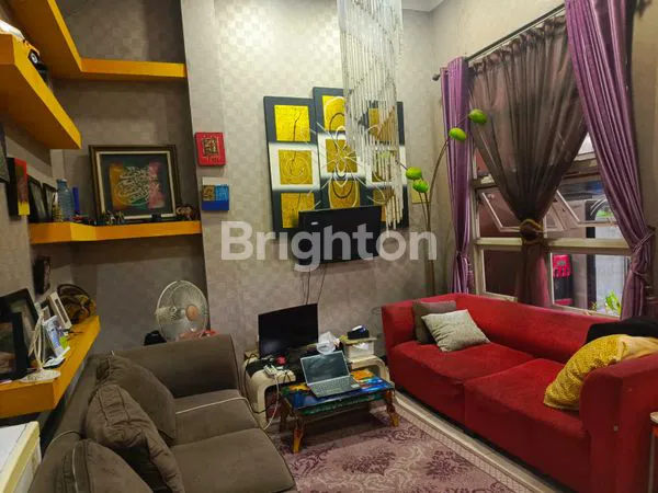 image RUMAH RAPI SIAP HUNI DI REGENCY MELATI MAS  BSD CITY (8)