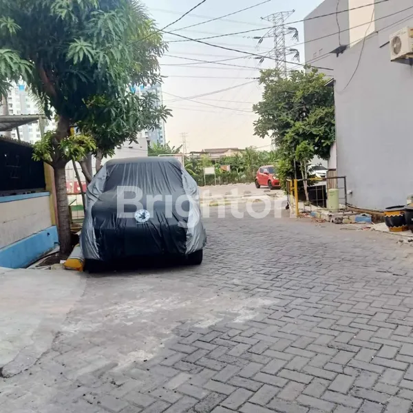 image HUNIAN NYAMAN & TERAWAT DI TENGGILIS MEJOYO SURABAYA (8)