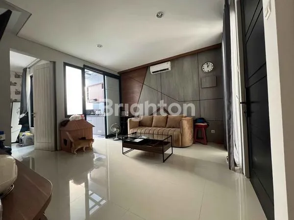 image RUMAH GRAND PAKUWON GLADSTONE MINIMALIS 2 LANTAI  (2)