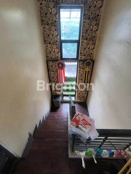 image RUMAH 2 LANTAI LT 154 DI LEGENDA WISATA (4)