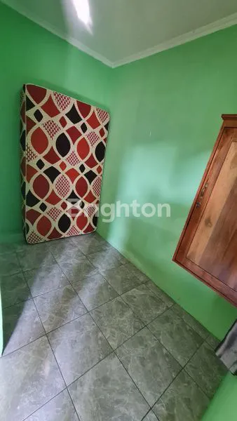 image JUAL RUMAH KOS BELAKANG UNS 2 LANTAI (7)