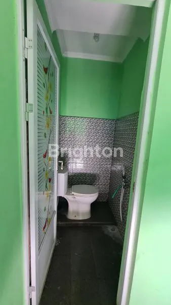 image JUAL RUMAH KOS BELAKANG UNS 2 LANTAI (6)