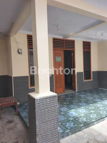 RUMAH STRATEGIS DI JEMBER, LT 196M² HARGA NEGO