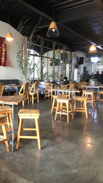 image HOTEL KAFE OFFICE KEMANGGISAN (7)