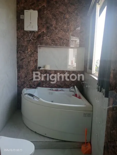 image DIJUAL RUMAH 2 LANTAI MODERN – BUKIT PODANG REGENCY, KEDIRI (7)