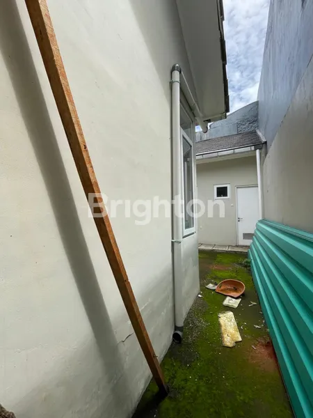 image RUMAH CLUSTER DI SENTUL MINIMALIS LOKASI 3 KM KE AEON MALL SENTUL (6)