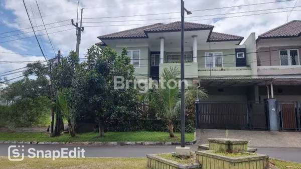 image RUMAH MEWAH DIJUAL DI DAERAH DIENG KOTA MALANG (1)