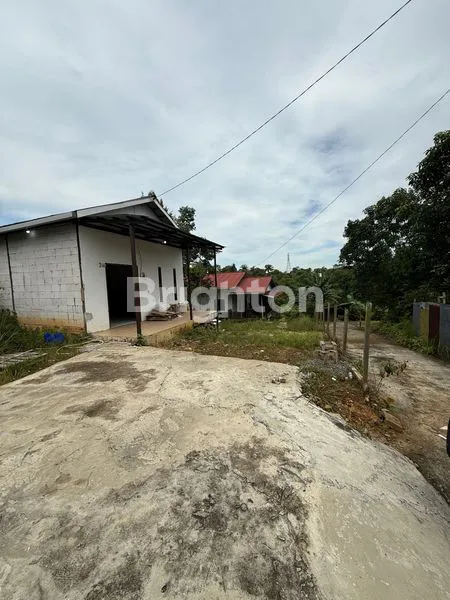 image TANAH DAN RUMAH DIJUAL DI KILO 9 (1)