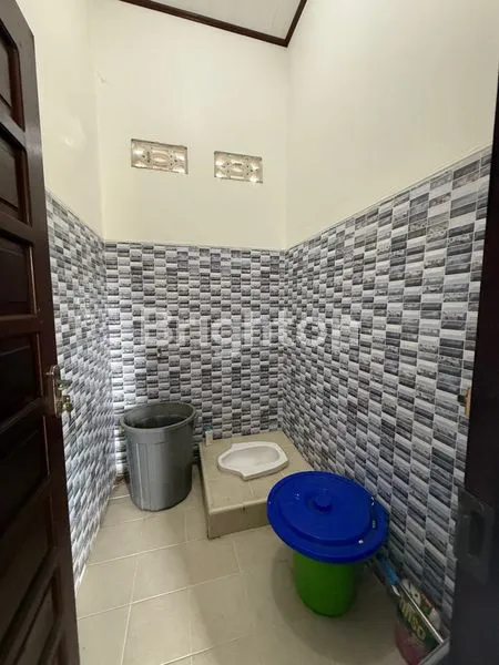 image TANAH DAN RUMAH DIJUAL DI KILO 9 (7)