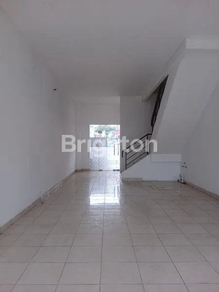 image RUKO FRANKFURT 3 LANTAI STRATEGIS | LOKASI RAMAI & SIAP USAHA (2)