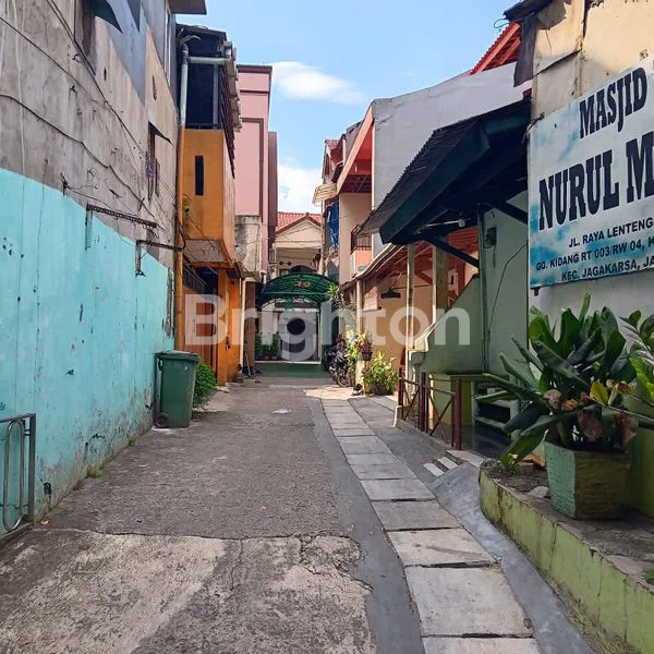 image RUMAH STRATEGIS LENTENG AGUNG LT 150M², 3 KT (3)