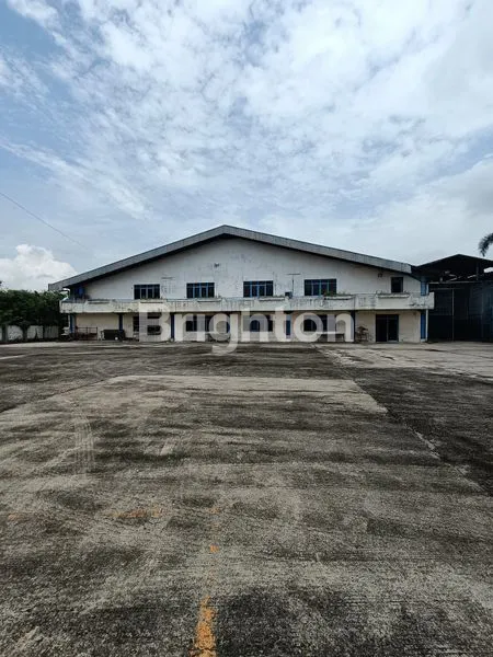 image PABRIK & GUDANG SIAP PAKAI – ZONA INDUSTRI NAROGONG. LT ±9,195 M² | LB ±4.600 M² | SHM | OWNER DIRECT (1)
