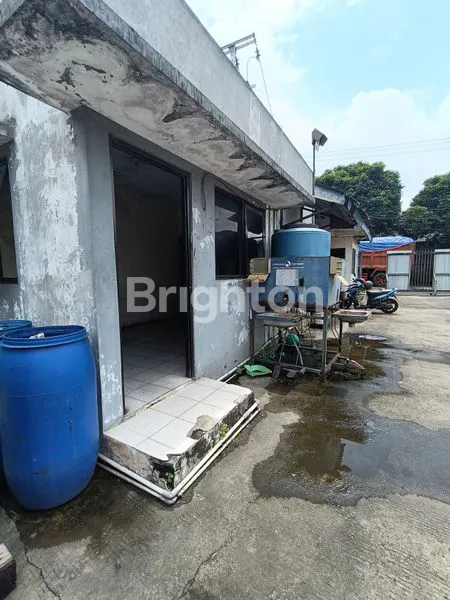 image PABRIK & GUDANG SIAP PAKAI – ZONA INDUSTRI NAROGONG. LT ±9,195 M² | LB ±4.600 M² | SHM | OWNER DIRECT (3)