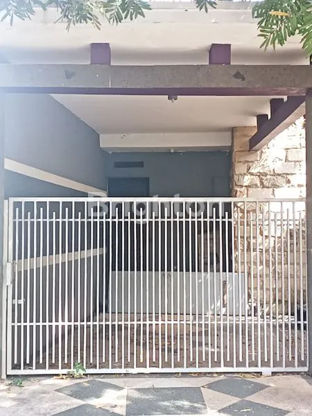 image RUMAH KELUARGA HOOK DI PERMATA JINGGA (3)