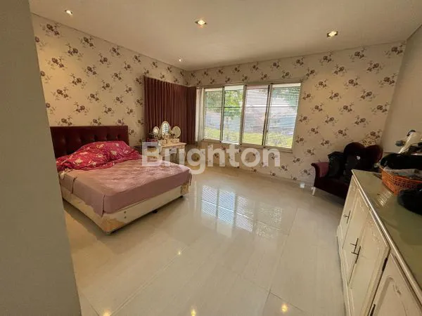 image RUMAH EKSKLUSIF 3 LANTAI, LB 1000M² DI CITRALAND (3)