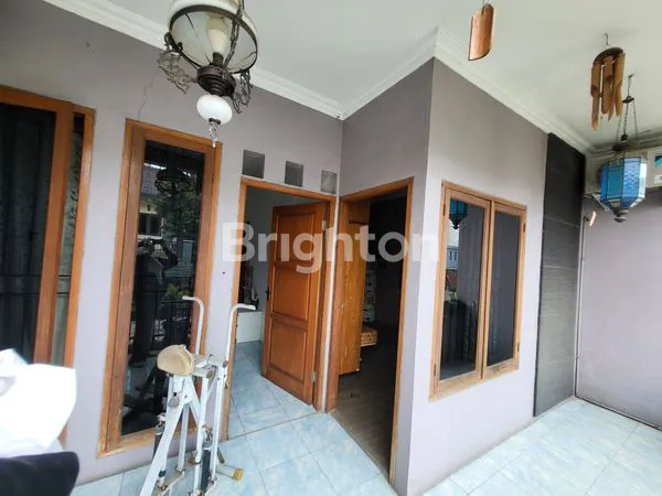 image RUMAH MEWAH 4KT DI MANGGAR PONDOK KELAPA (7)