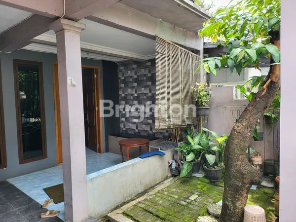 image RUMAH MEWAH 4KT DI MANGGAR PONDOK KELAPA (5)