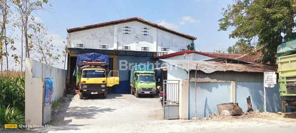 image DIJUAL GUDANG. SIAP UNTUK USAHA. DEKAT KE PUSAT KOTA BLORA. JALAN DEPAN BISA PAPASAN 2 TRUK. (1)
