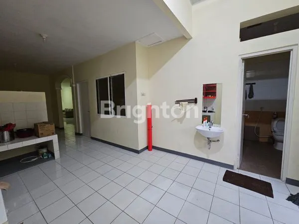 image DIJUAL RUMAH + LAHAN LUAS METRO PERMATA 1 – POTENSI KOST ELITE, AKSES TOL\\\\N (6)