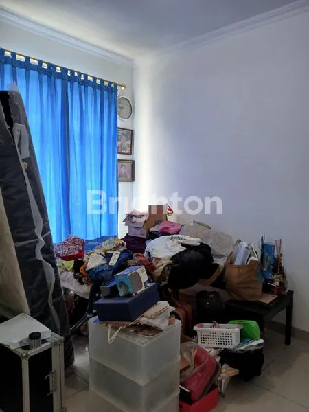 image DIJUAL RUMAH SIAP HUNI 2 LANTAI, TAMAN SEMANAN INDAH,JAKARTA BARAT (4)