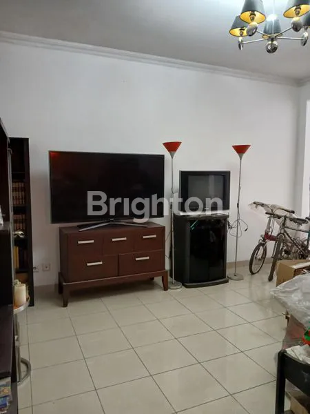 image DIJUAL RUMAH SIAP HUNI 2 LANTAI, TAMAN SEMANAN INDAH,JAKARTA BARAT (2)